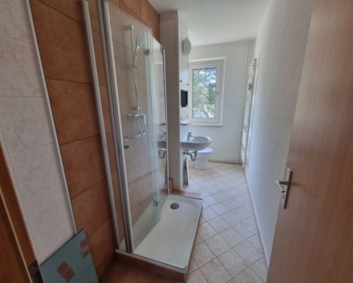 Christian-Webel-Str. 1 (1.OG links)