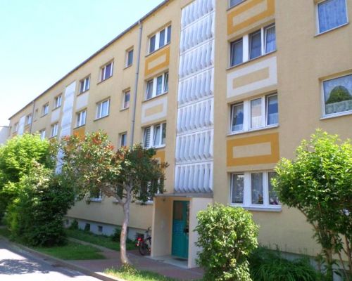 Christian-Webel-Str. 4 (1.OG rechts)